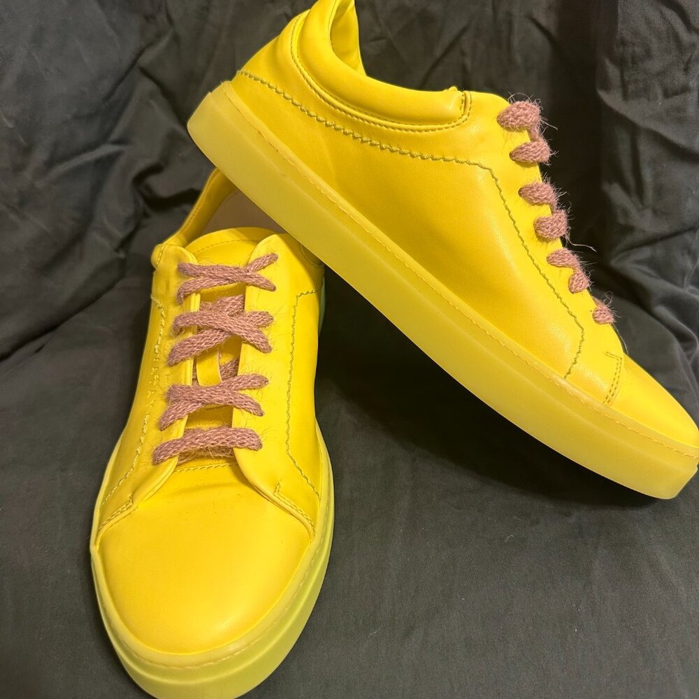 YATAY Neon Lime Green Sneakers - S 39 EU/ 9 US